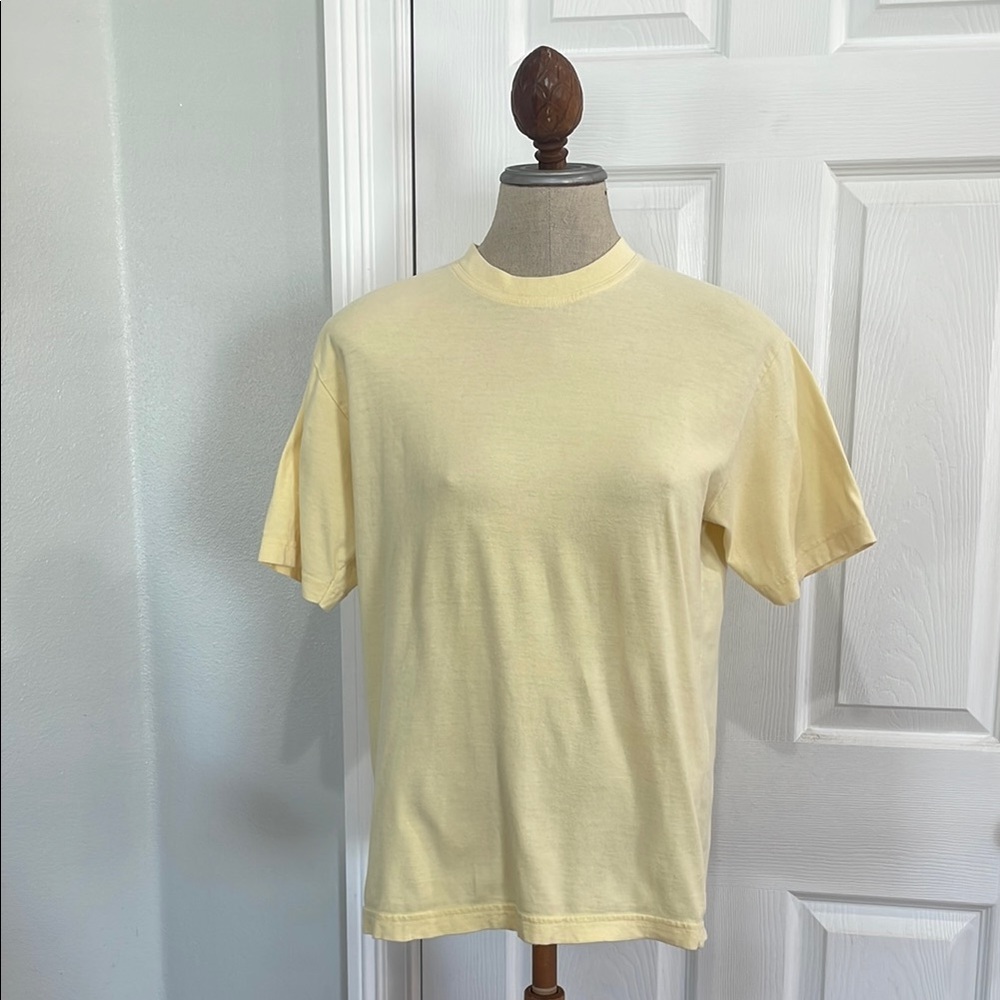 Vintage laura Ashley 100% cotton Yellow T-Shirt women’s size S